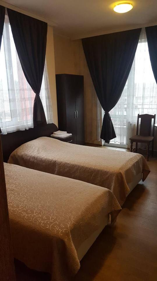Guest House Chinar 08 Kirkovo  Bagian luar foto